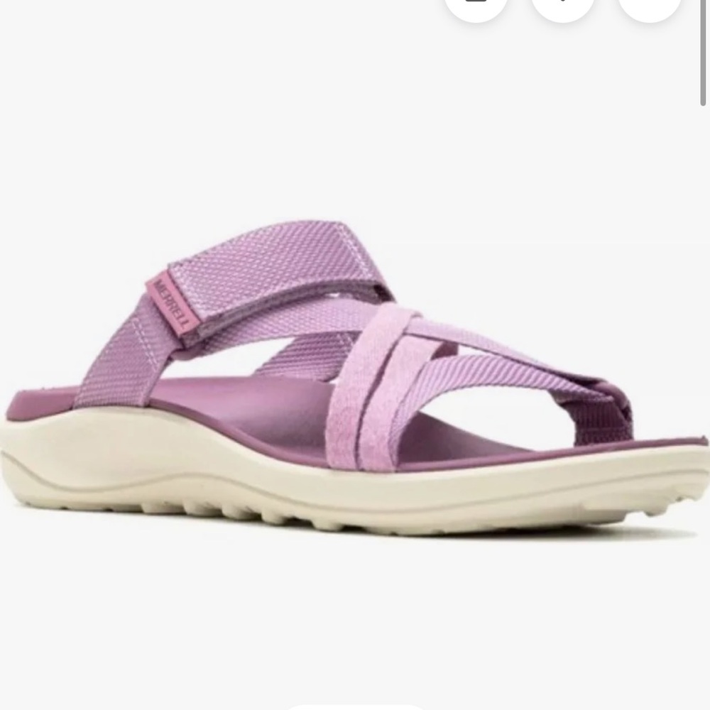 New, no box. Merrell 8
